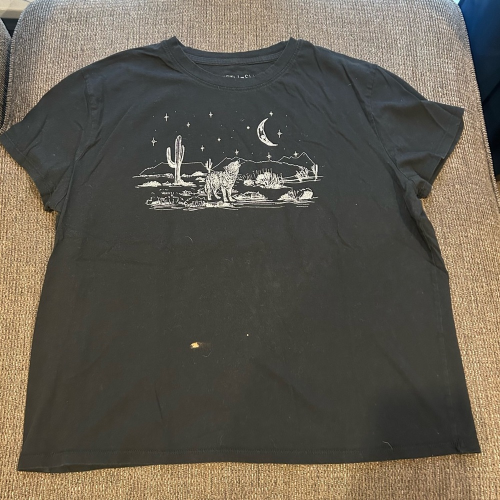 Howling Wolf Tee